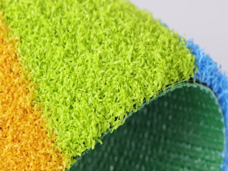 Graphic showing turf grain and seam direction